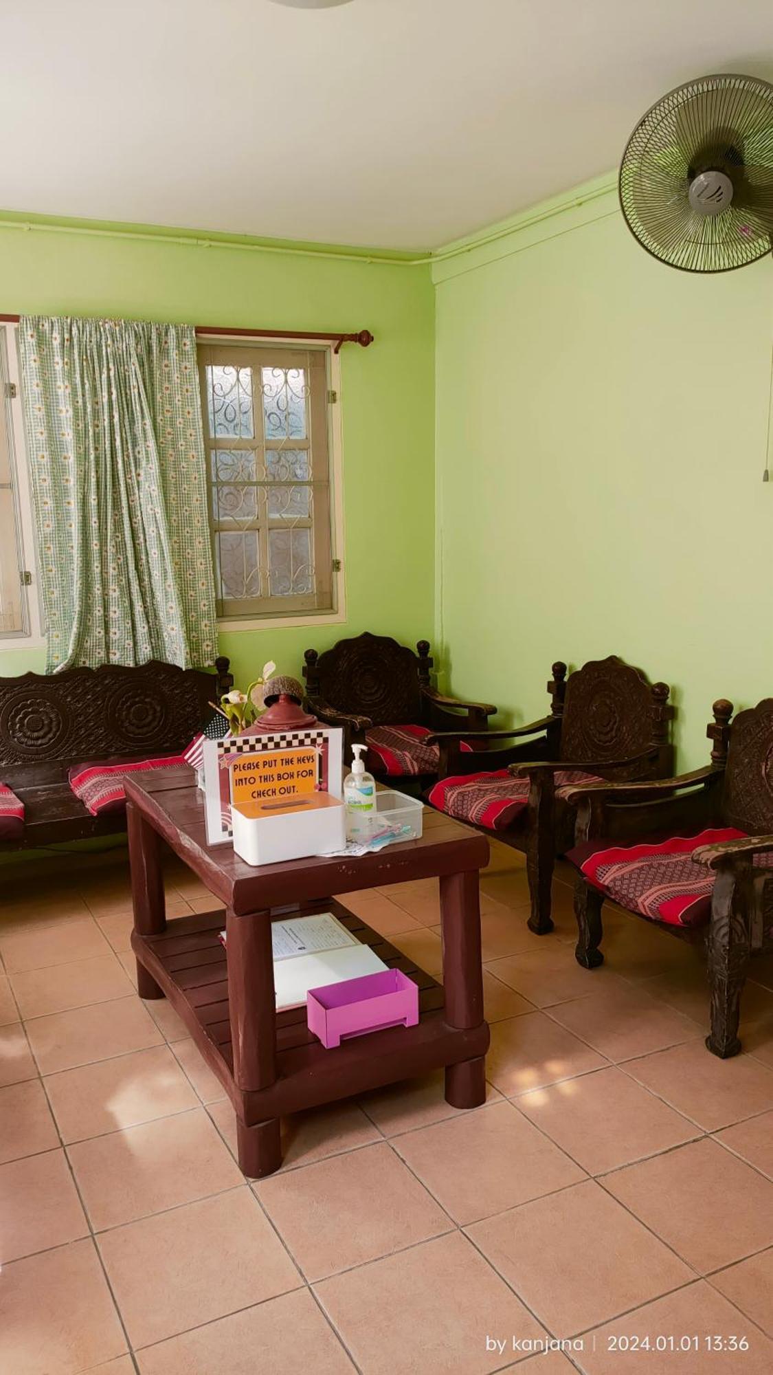 Home Stay At Tapae Chiang Mai Exterior foto