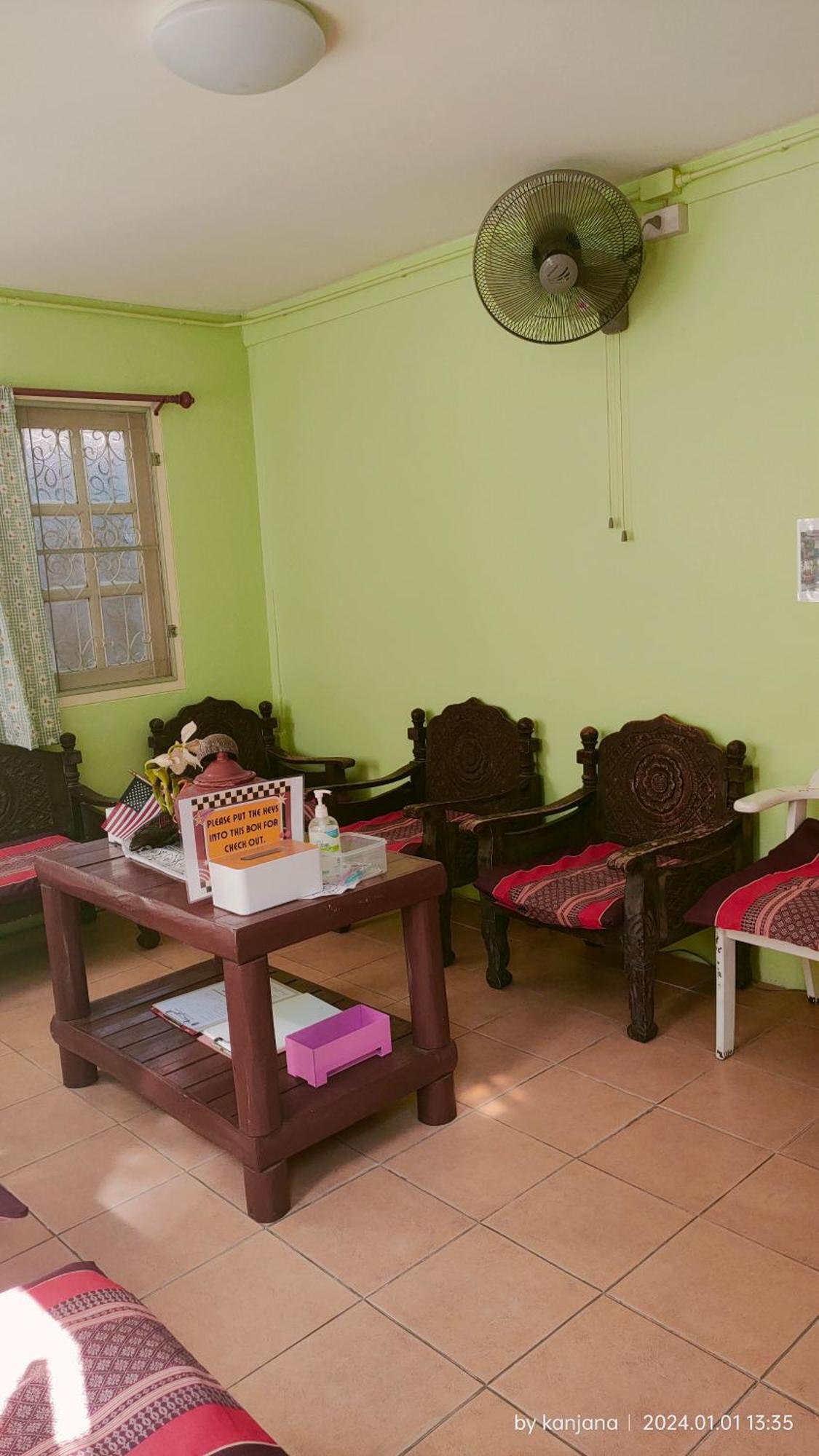 Home Stay At Tapae Chiang Mai Exterior foto