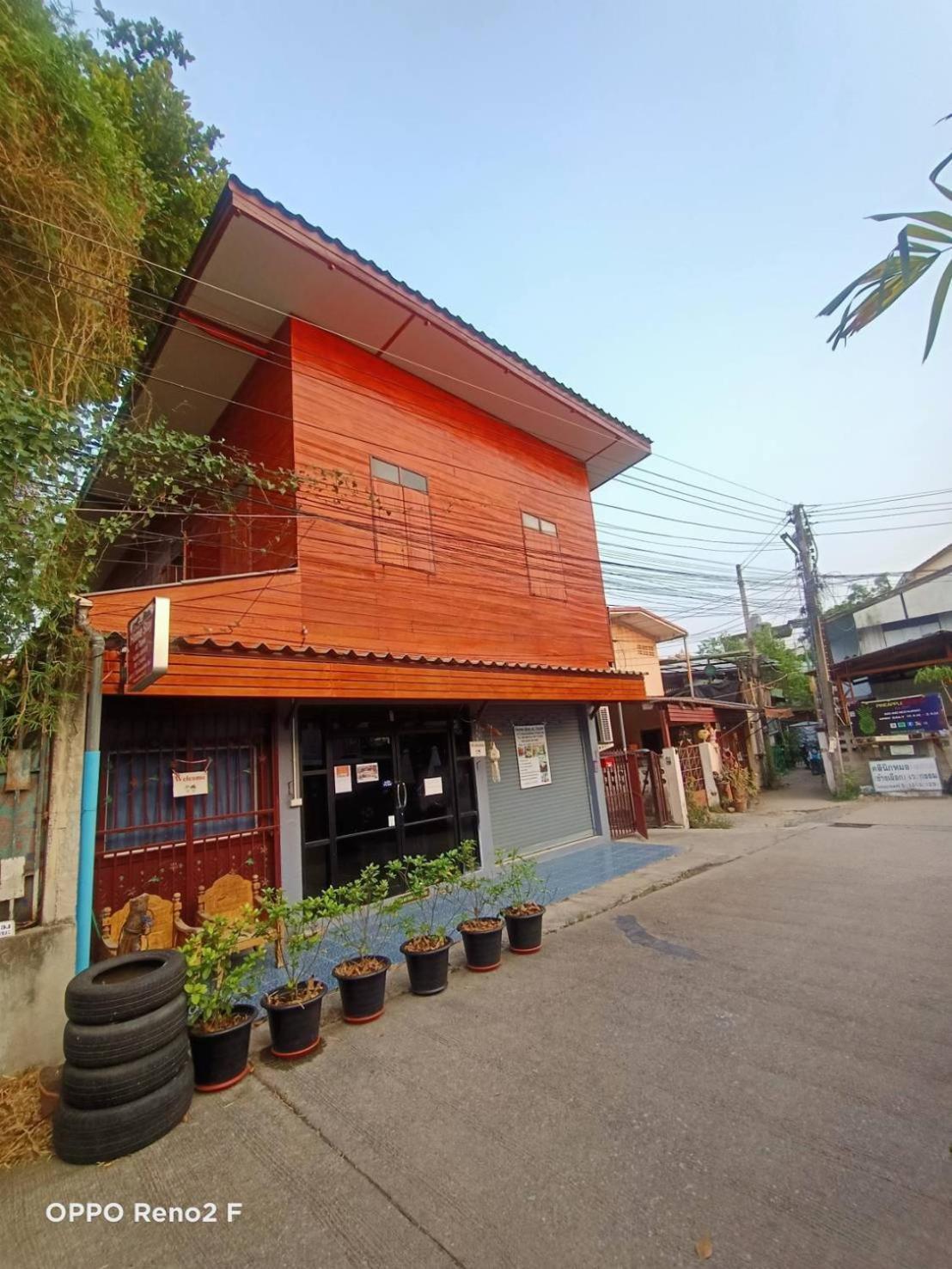 Home Stay At Tapae Chiang Mai Exterior foto